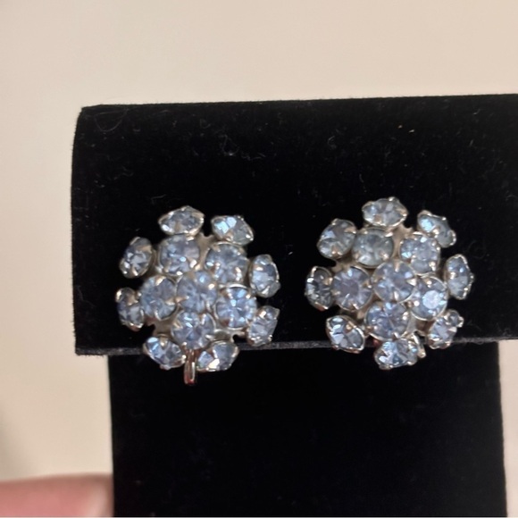 Blue Rhinestones crystal vintage screw back earrings - Picture 2 of 6